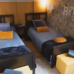 Au Bien Venu Bed & Breakfast 4*